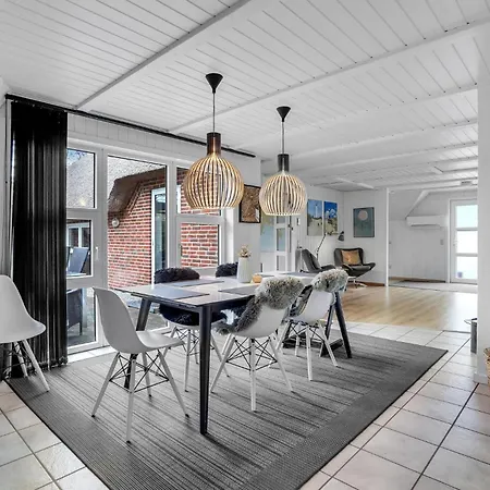 Amazing In With Kitchen * Blåvand