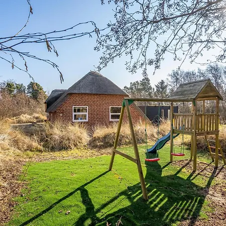 Holiday home Amazing In With Kitchen *