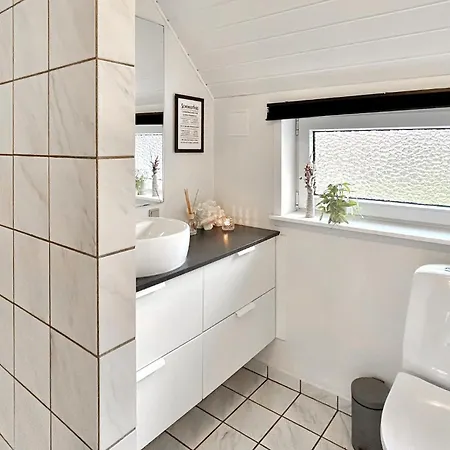 Amazing In With Kitchen *